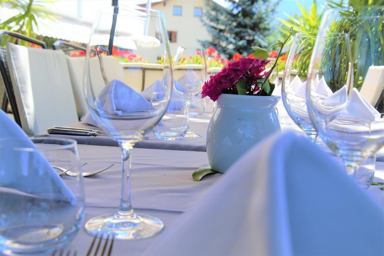 Hotel Lamm Naturns Bagian luar foto